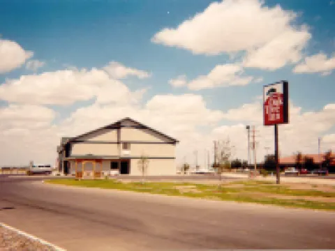 Travelodge by Wyndham Pecos Hotels in Pecos