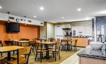 Sleep Inn & Suites