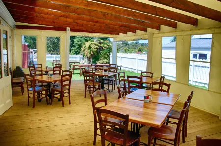 Theatre Royal Hotel Отели в г. Марсден