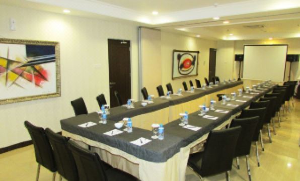 D'Primahotel Mega Kuningan