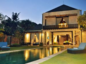 Villa Samudra Luxury Beachfront