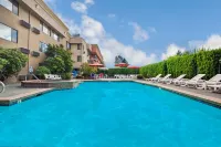 Ramada by Wyndham Tukwila Southcenter Hotels in Tukwila