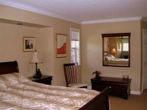 Eagle Mountain Bed and Breakfast - Housity