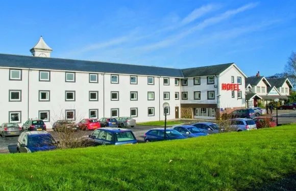 麥當勞提克特洛特酒店