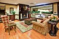 Comfort Inn & Suites Calhoun South - Parkplatz