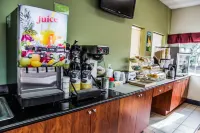 Quality Inn Bradenton - Sarasota North - breakfast