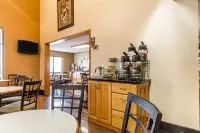 AmericInn by Wyndham Reedsburg - 2-Sterne