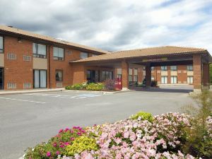 Comfort Inn Hwy 401