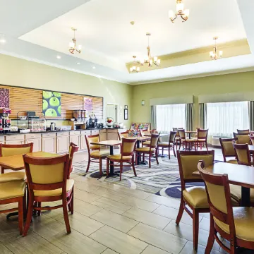 Spark by Hilton San Antonio Dominion