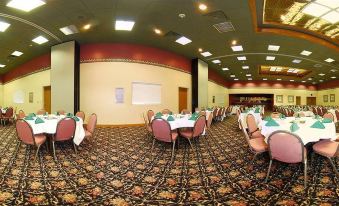 Clarion Hotel and Convention Center Baraboo