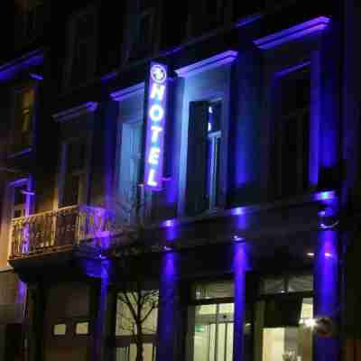 Hôtel Prestige Hotel Exterior