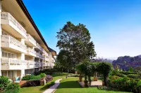 Sheraton Bandung Hotel & Towers Hotel dekat Jl. Cihampelas