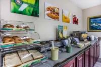 Quality Inn & Suites Stockbridge Atlanta South I-75 - breakfast