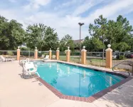 Econo Lodge Inn & Suites West – Energy Corridor