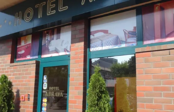 阿伯拉瓦酒店