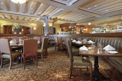 レストラン フェアモント バンフ スプリングスの写真