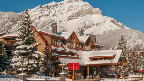 Banff Ptarmigan Inn in Banff