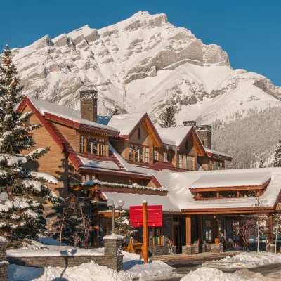 Banff Ptarmigan Inn Hôtels à proximité de : Whyte Museum of the Canadian Rockies