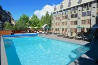 Mountain Side Hotel Whistler by Executive Hotels in Whistler