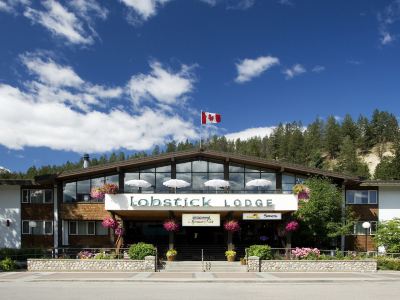 Lobstick Lodge