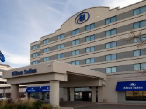 Hilton Winnipeg Airport Suites โรงแรมในวินนิเพก