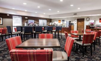 Comfort Suites Independence - Kansas City