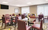 La Quinta Inn & Suites by Wyndham Clifton/Rutherford Hotel a Rutherford