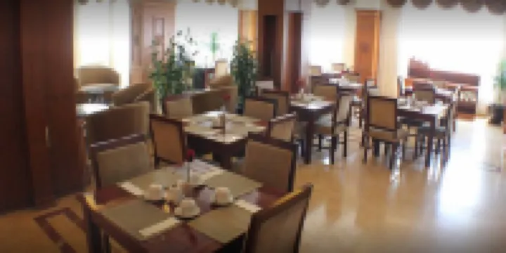 Quds Royal Hotel Surabaya Hotel di Kecamatan Pabean Cantikan