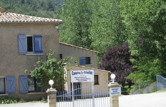 拉賽勒斯汀團隊度假旅館