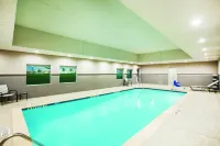 La Quinta Inn & Suites by Wyndham Houston Cypress - Pools