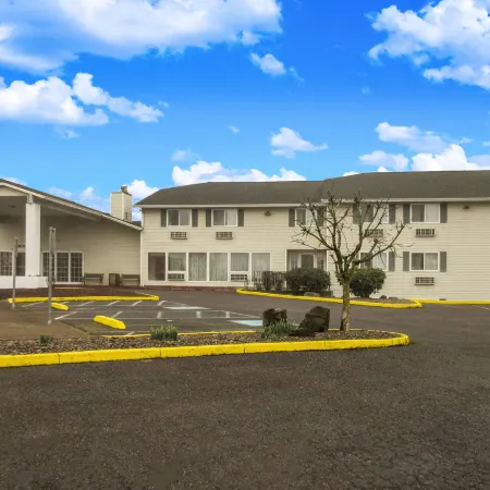 Quality Inn & Suites Albany Corvallis
