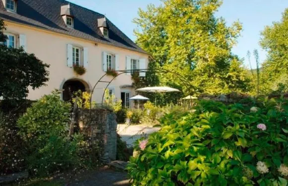 菲爾姆薩爾圖旅館