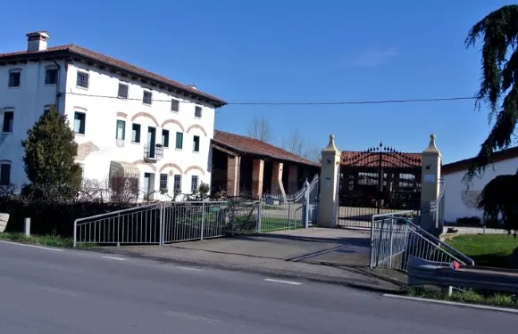 薩託裏特雷奇歐農莊酒店