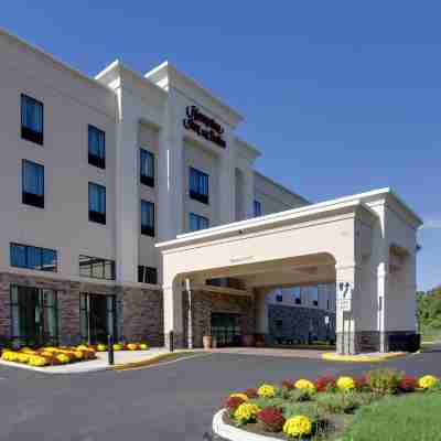 Hampton Inn & Suites Philadelphia/Bensalem Hotel Exterior