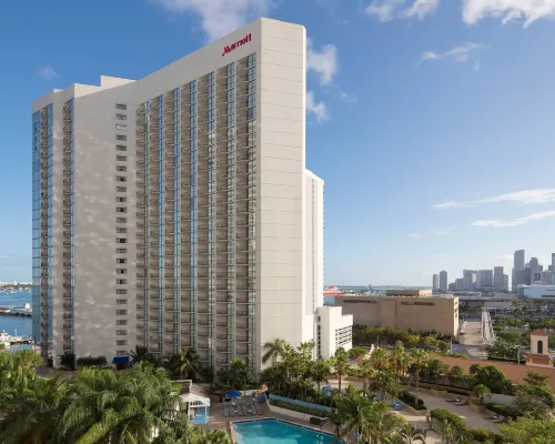 Miami Marriott Biscayne Bay Hotels near Frost Science