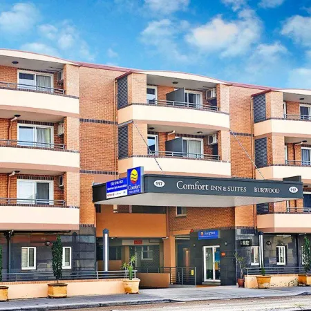 Comfort Inn & Suites Burwood