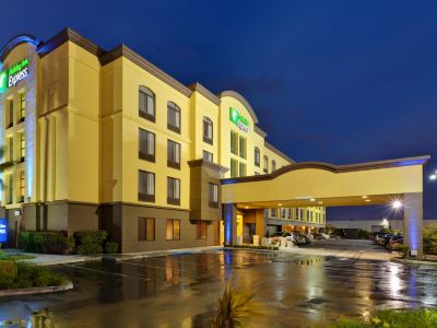 Holiday Inn Express SAN FRANCISCO-AIRPORT NORTH by IHG
