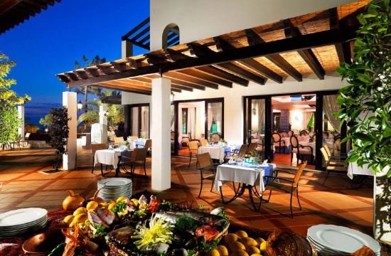 Pine Cliffs Hotel A Luxury Collection Resort Algarve Albufeira Updated 2021 Price Reviews Trip Com