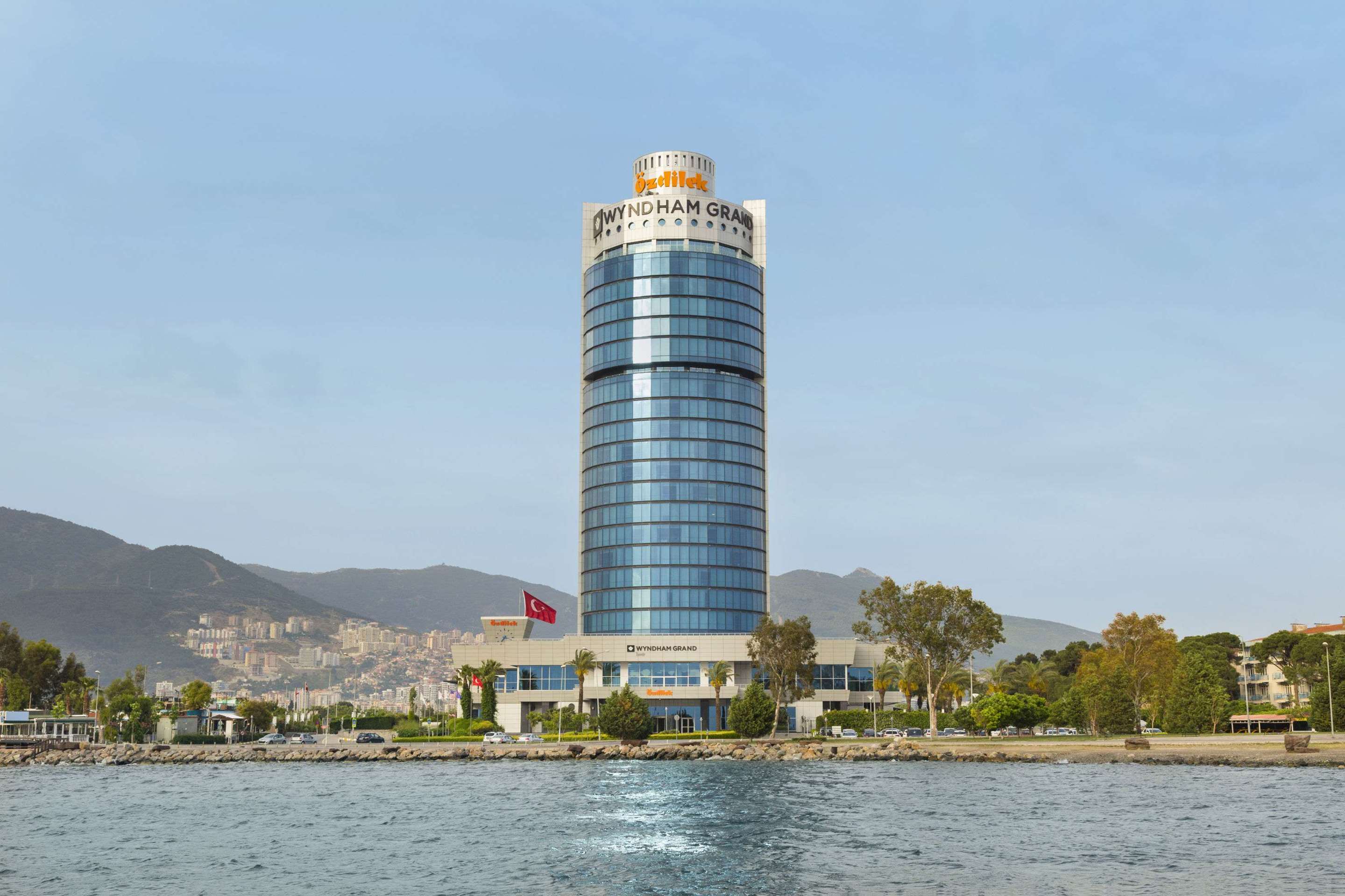 Wyndham Grand İzmir Özdilek