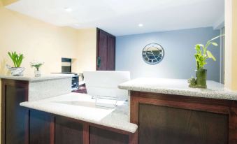 Executive Inn & Kitchenette Suites-Eagle Pass