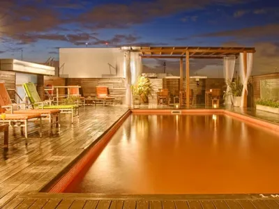 Broadway Hotel & Suites Hotell i Núñez