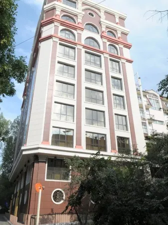 Hotel Kazzhol Almaty Отели рядом с достопримечательностью «Музей народных музыкальных инструментов им. Ыхласа»