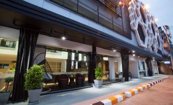 MD Grand Hotel Nakhon