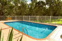Box Hill Motel Hotels in Mont Albert