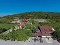 Tourist Center Marko Отели в г. Понор