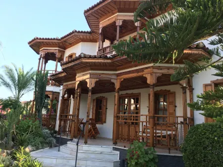 Asur Hotel & Aparts & Villas