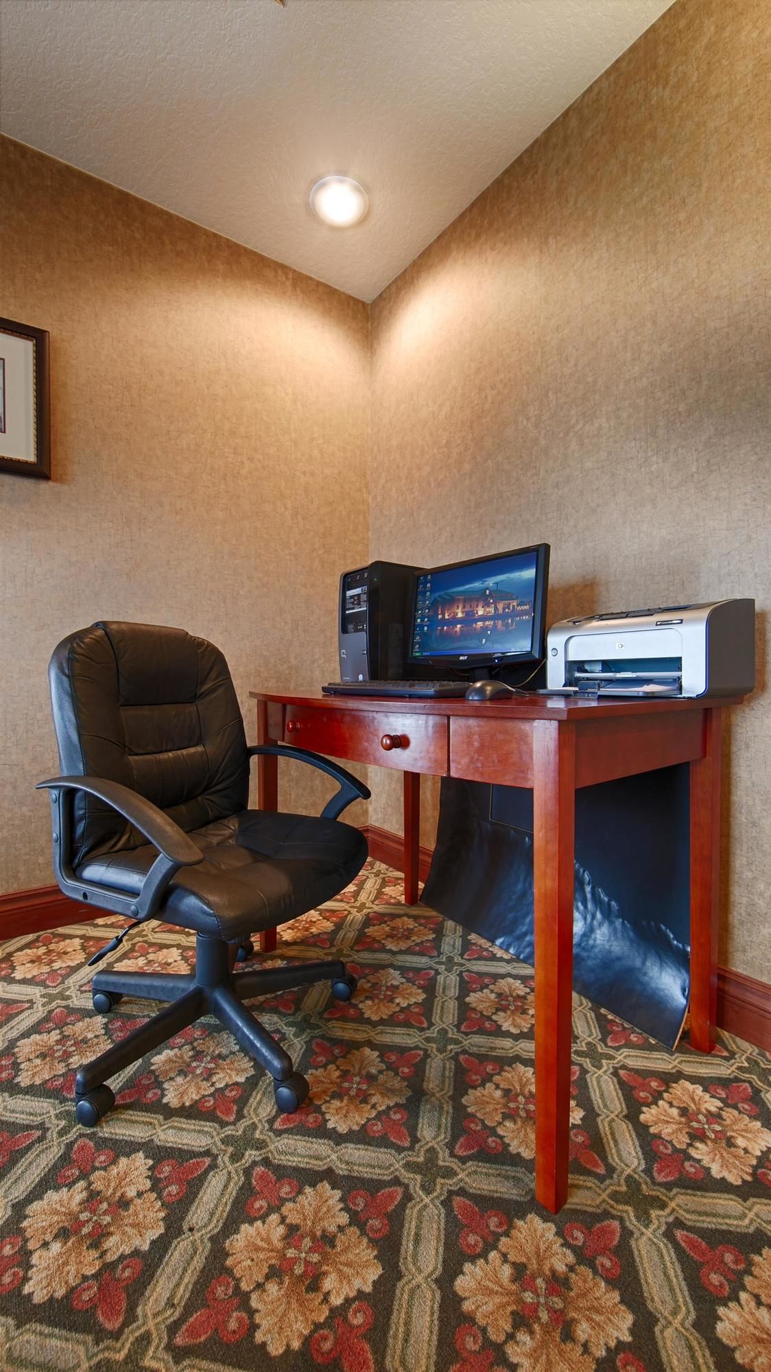 Best Western Heritage Inn and Suites