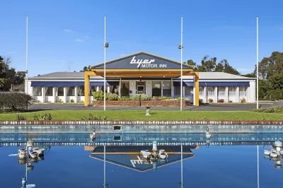 Byer Fountain Motor Inn Hotels in Holbrook