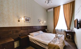 Hotel Rubinshteina 30