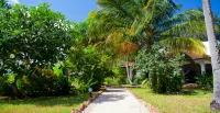 Flame Tree Cottages